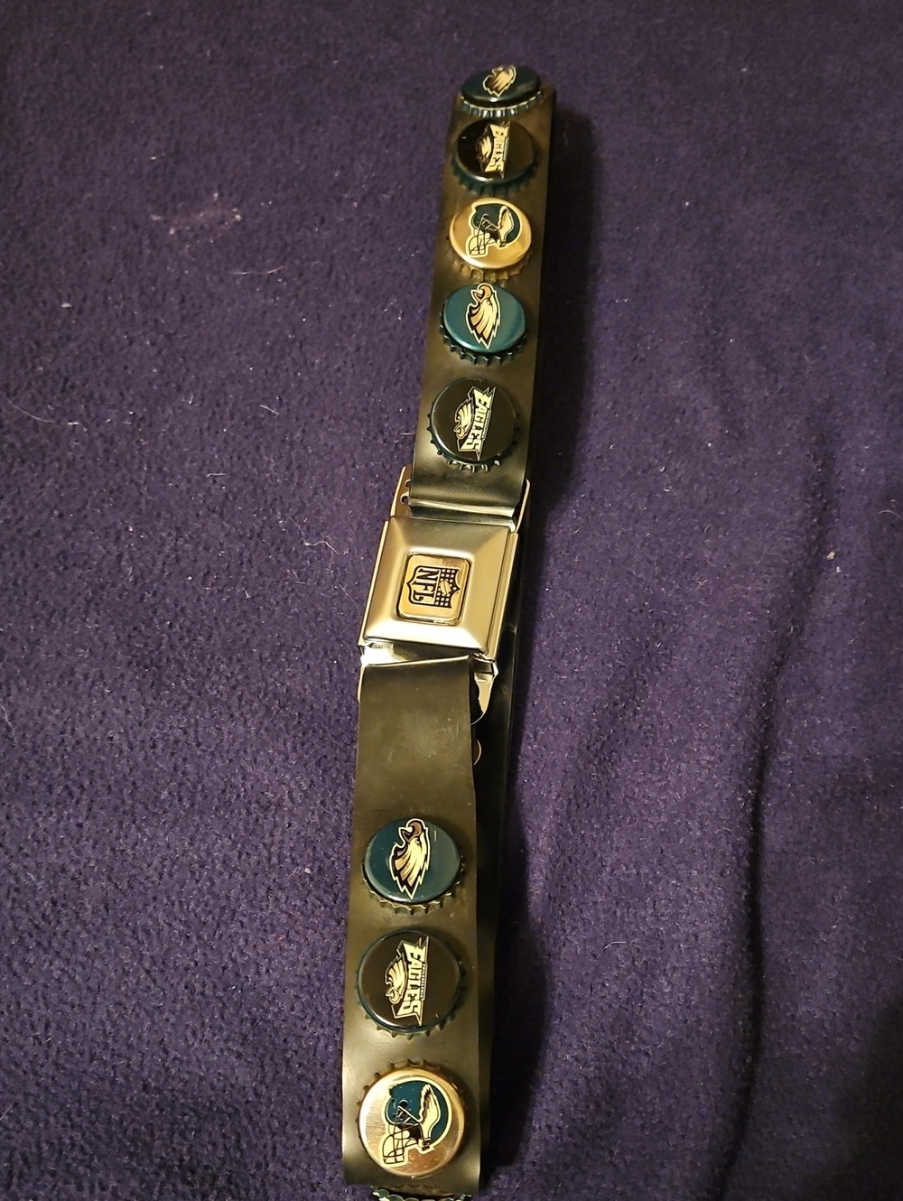 NFL Eagles Bottle Cap Belt - Black and Green Boys Accessory. Size S